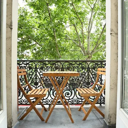 Apartment Center Of Paris By Studio Prestige Exterior photo